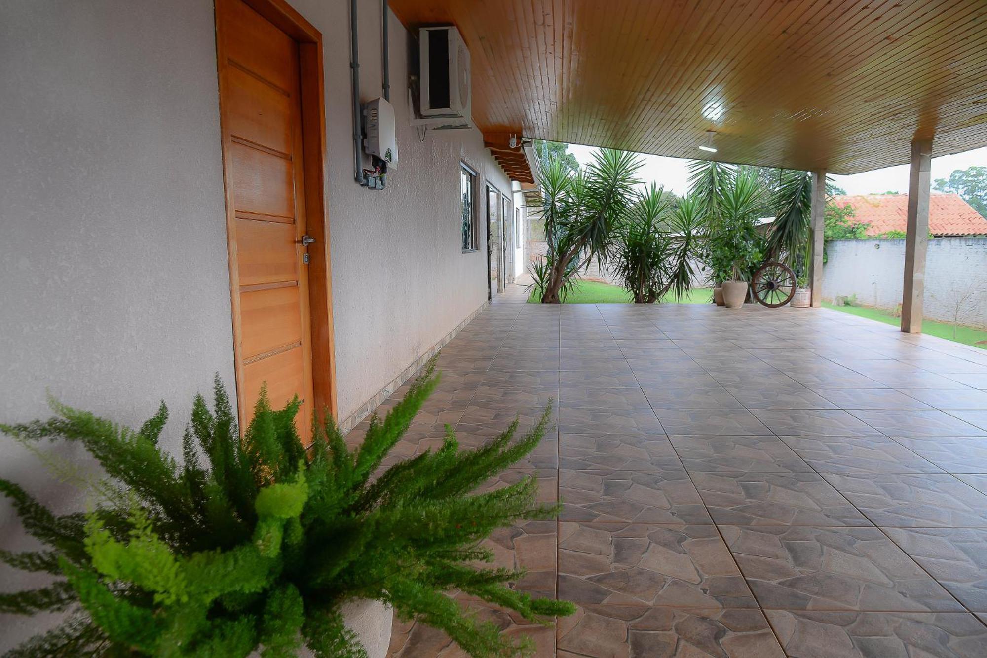 Casa De Campo - 15 Minutos Das Cataratas E Aeroporto - Piscina Com Agua Salgada E Muito Espaco Ao Ar Livre Фос-ду-Игуасу Экстерьер фото